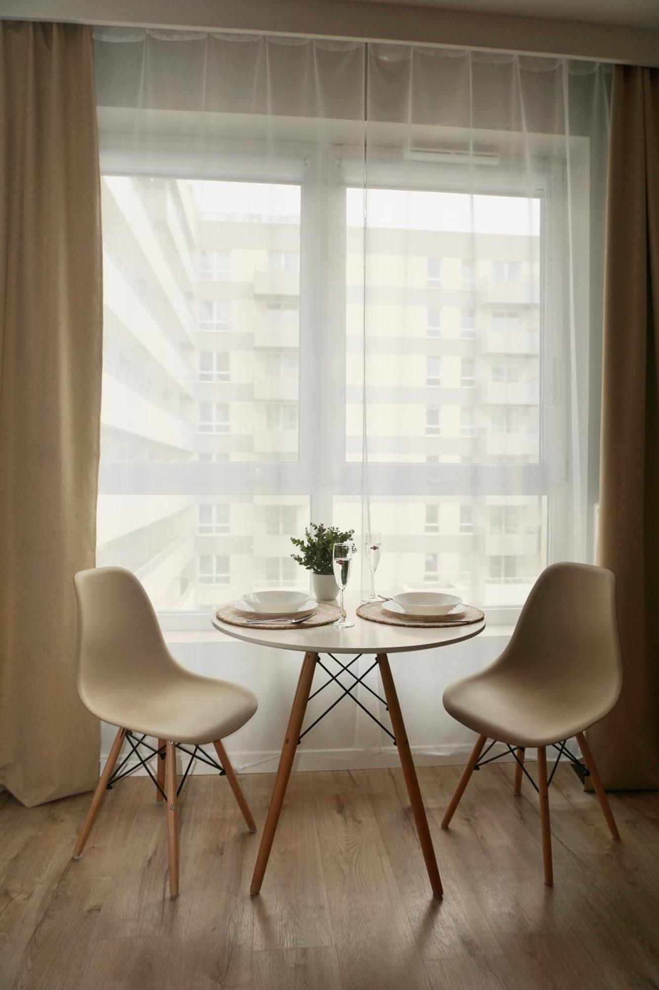 Apartament Nastrojowy 2 Pokojowy 6 Min Od Lotniska Warszawa