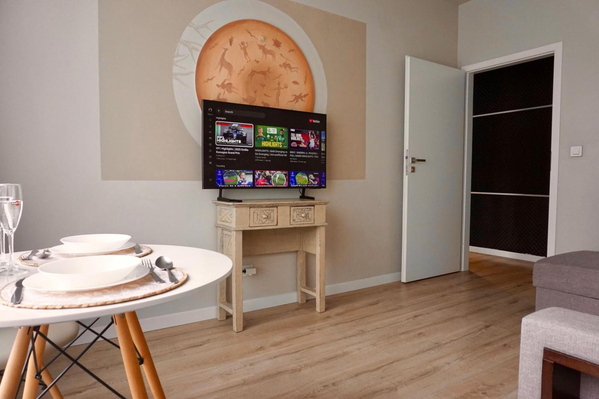 Nastrojowy 2 Pokojowy 6 Min Od Lotniska Apartament Warszawa